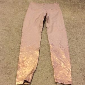 Beyond Yoga rose gold and blush leggings